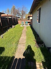 216 Ford St in Ukiah, CA - Building Photo - Building Photo