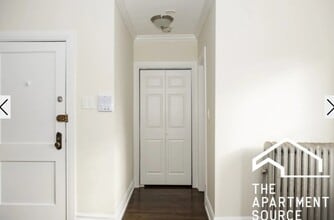 1056 W Lill Ave in Chicago, IL - Foto de edificio - Building Photo