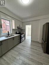 262-262 Clinton St in Toronto, ON - Building Photo - Building Photo