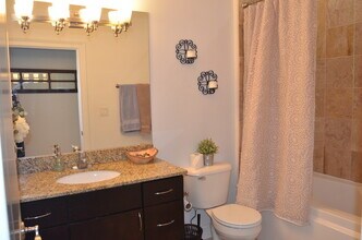 918 W Belmont Ave in Chicago, IL - Building Photo - Building Photo