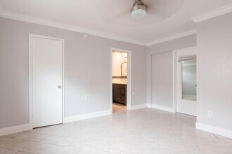 9696 SW 1st Pl in Boca Raton, FL - Building Photo - Building Photo