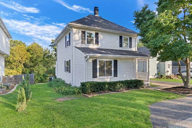 property at 27065 N Ridge St