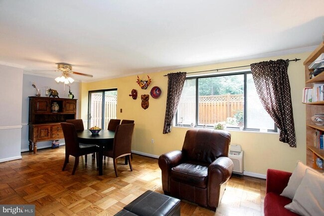 property at 4114 Davis Pl NW