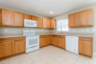 3456 Granada Blvd in Davenport, FL - Building Photo - Building Photo