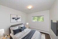 Kensington Apartments in Calgary, AB - Building Photo - Building Photo