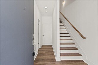 1292 Chelsea Cir NW in Atlanta, GA - Building Photo - Building Photo