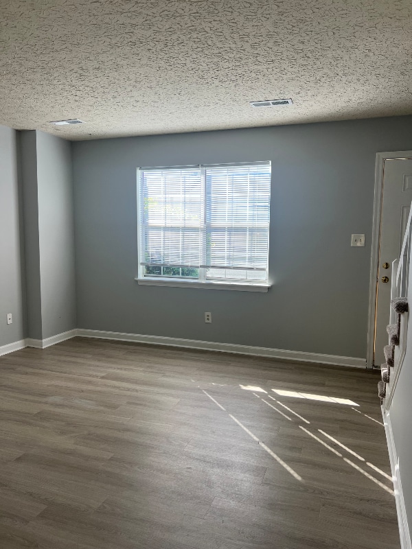 property at 16 Duiguid Dr