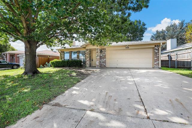 548 Blue Haze Dr in Fort Worth, TX - Building Photo - Building Photo