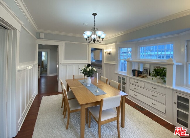 property at 1427 W 25th St