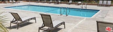 6600 Warner Ave in Huntington Beach, CA - Building Photo - Building Photo