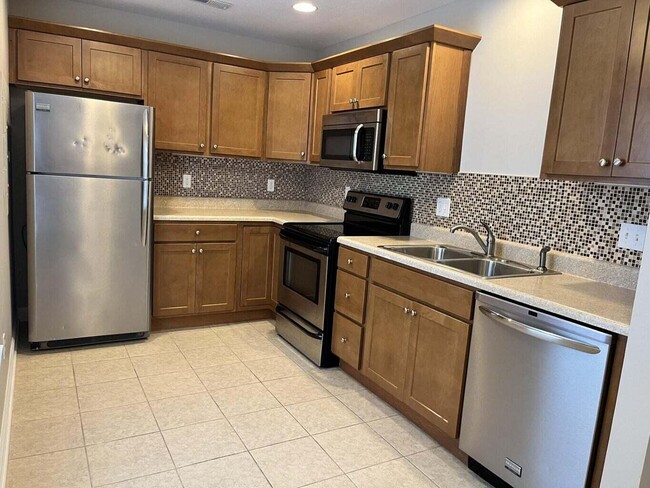 property at 5115 W Georgetown Dr
