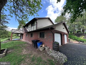 44 Gibraltar Rd in Reading, PA - Building Photo - Building Photo