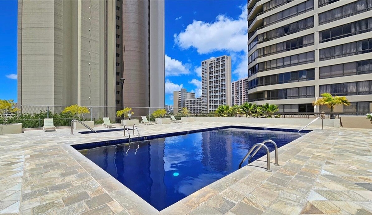2499 Kapiolani Blvd, Unit 3103 in Honolulu, HI - Foto de edificio