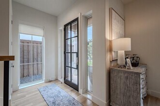 4514 Fairway Ave in Highland Park, TX - Building Photo - Building Photo