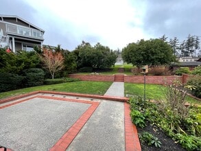 1505 Mukilteo Ln in Mukilteo, WA - Building Photo - Building Photo