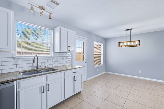 15322 Brock Creek Way in Cypress, TX - Foto de edificio - Building Photo