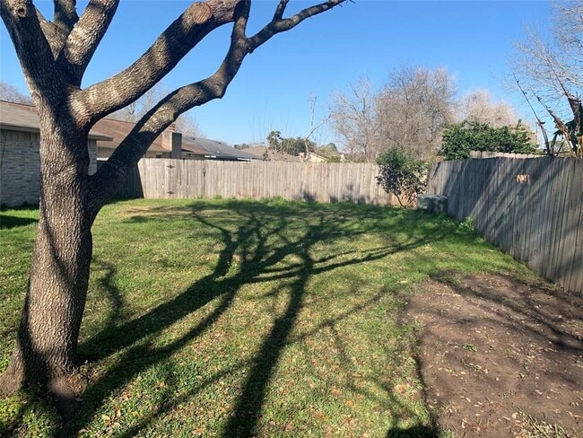 property at 214 Maple Leaf Dr