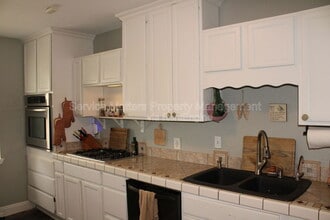 1550 E Leonard St in Pensacola, FL - Building Photo - Building Photo