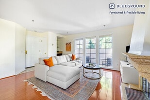 10161 Danube Dr in Cupertino, CA - Building Photo