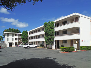 Kewalo Apartments in Honolulu, HI - Building Photo - Building Photo