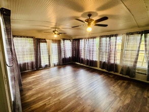 305 Wigley St in Mineola, TX - Building Photo - Building Photo
