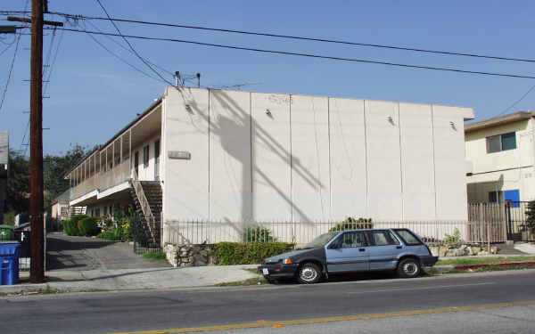 3757 Monterey Rd in Los Angeles, CA - Building Photo