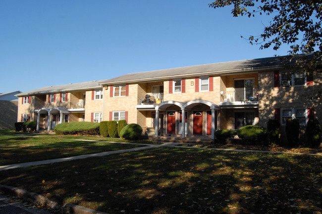 Woodcrest Apartments