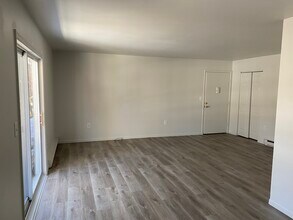 10 Broad St in Cambridge, NY - Building Photo - Building Photo