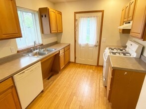 1441 Madison St in Wausau, WI - Building Photo - Building Photo