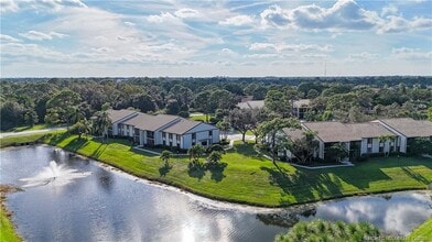 1965 SW Silver Pine Way in Palm City, FL - Building Photo - Building Photo