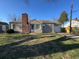 11311 Highridge Dr in Independence, MO - Building Photo