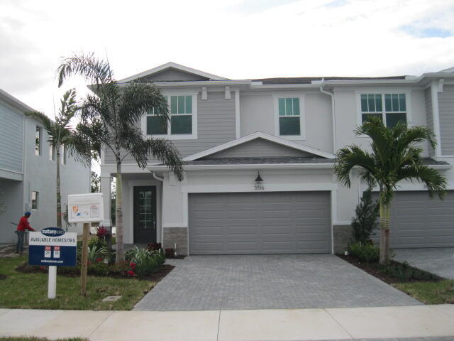 3516 NW Solange Ct in Jensen Beach, FL - Building Photo