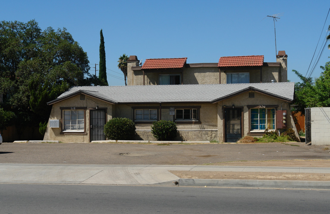 518-520 N 1st St in El Cajon, CA - Building Photo