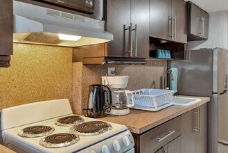 19201 Collins Ave in Sunny Isles Beach, FL - Building Photo - Building Photo