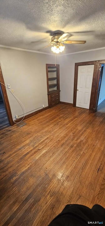 63 Brooklawn St in New Britain, CT - Building Photo