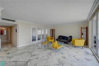 2030 S Ocean Dr in Hallandale Beach, FL - Building Photo - Building Photo