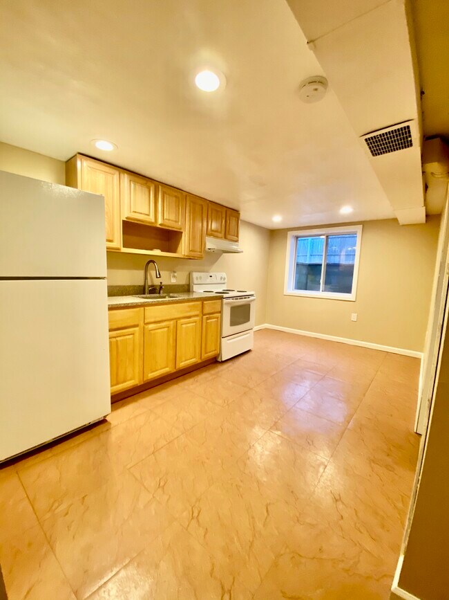 131 Wagon Ln Rentals in Centereach, NY