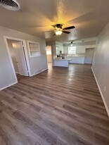 1610 58th St in Lubbock, TX - Building Photo
