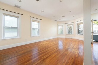 148 Albion St, Unit 2 in Somerville, MA - Building Photo - Building Photo
