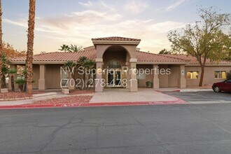 5125 W Reno Ave in Las Vegas, NV - Building Photo - Building Photo