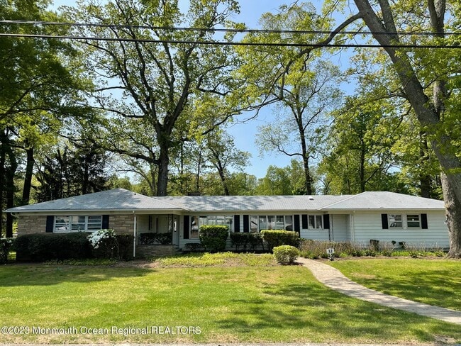property at 12 Greenbrier Rd