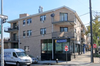 6401-6413 Grand Ave in Flushing, NY - Building Photo - Building Photo