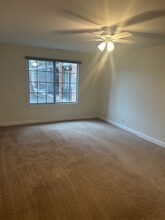 520 Biesterfield Rd in Elk Grove Village, IL - Building Photo - Building Photo