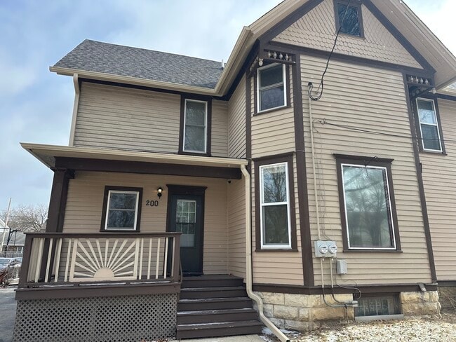 property at 200 Arcadian Ave