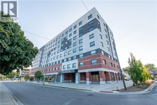 property at 1 Wellington St