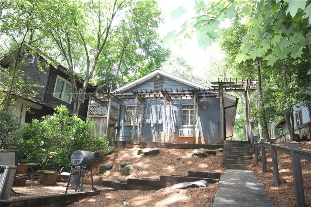 758 St Charles Ave NE in Atlanta, GA - Building Photo