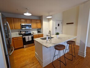 404 N Laurel Ave in Charlotte, NC - Building Photo - Building Photo