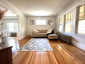 26 Larose Pl, Unit 3 in Boston, MA - Building Photo