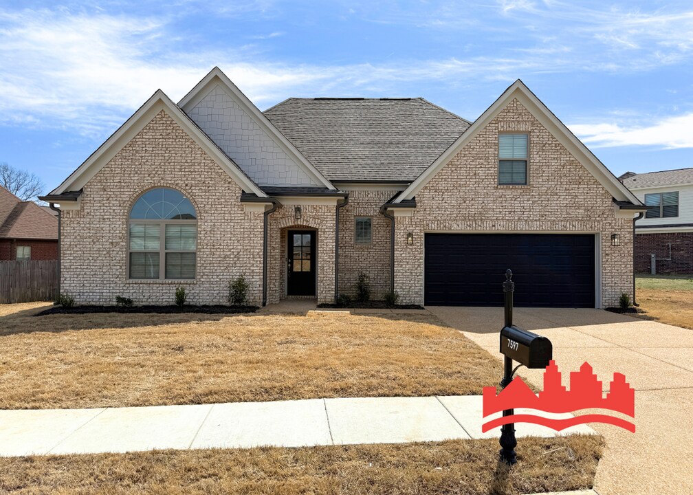 7597 Bridalbrook Ln in Memphis, TN - Building Photo