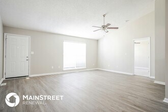 4105 Summitview Dr in Greensboro, NC - Building Photo - Building Photo